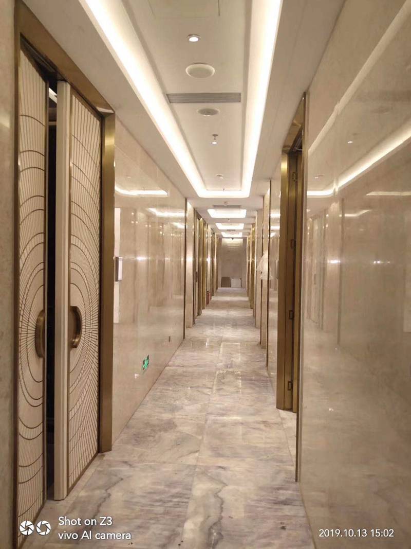 2-200I1143242557.jpg